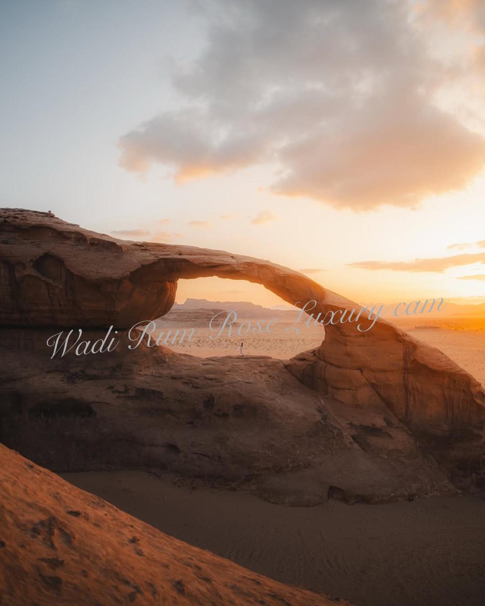 Wadi Rum Rose Luxury Camp Dış mekan fotoğraf